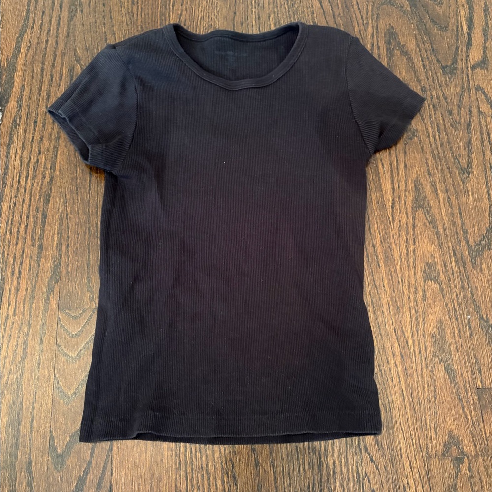 Brandy Melville black tee